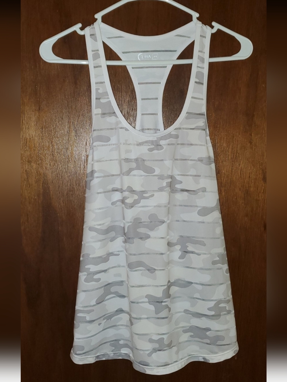 Zyia Active Havama Light Gray Camo Tank Top Sz Medium